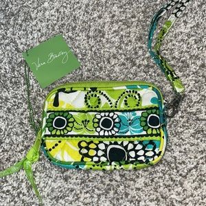 NWT Vera Bradley tech case=